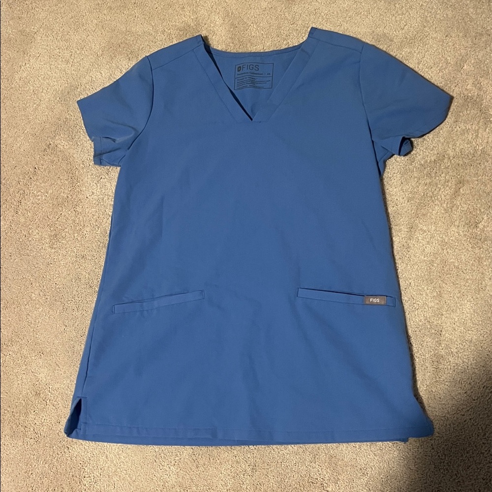 Size XS Figs Ceil Blue two pocket v neck top - Picture 1 of 4